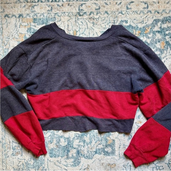 VINTAGE 80’s Nutmeg Mills CAROLINA Cropped Henley Jersey Sport Sporty Collegiate - Picture 6 of 6